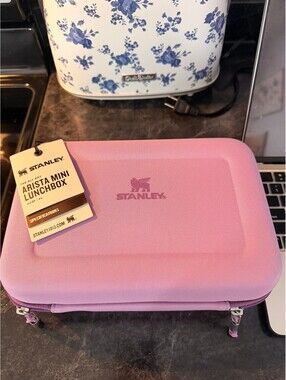 Stanley Arista Mini Lunchbox Pink